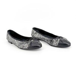 Chanel CC Cap Toe Ballet Flats Size 38 US 7-7.5 Black Silver Metallic Logo Bow